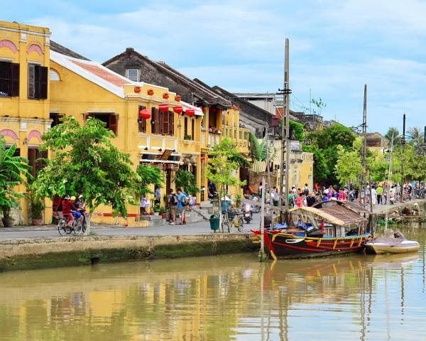 Vietnam in depht Photo Tour 24 days