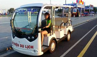 Binh Dinh Approves Eco-friendly Electric Cars for Tourists