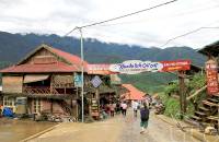Lao Cai Begins Trial Run of National Park Expeditions