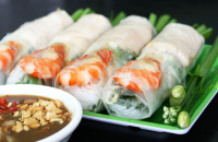 Vietnamese Fresh Rolls Bewitch Tourists