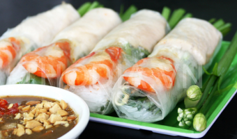 Vietnamese Fresh Rolls Bewitch Tourists